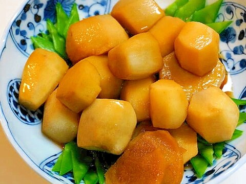 生姜風味の本格和食！里芋の煮っころがし